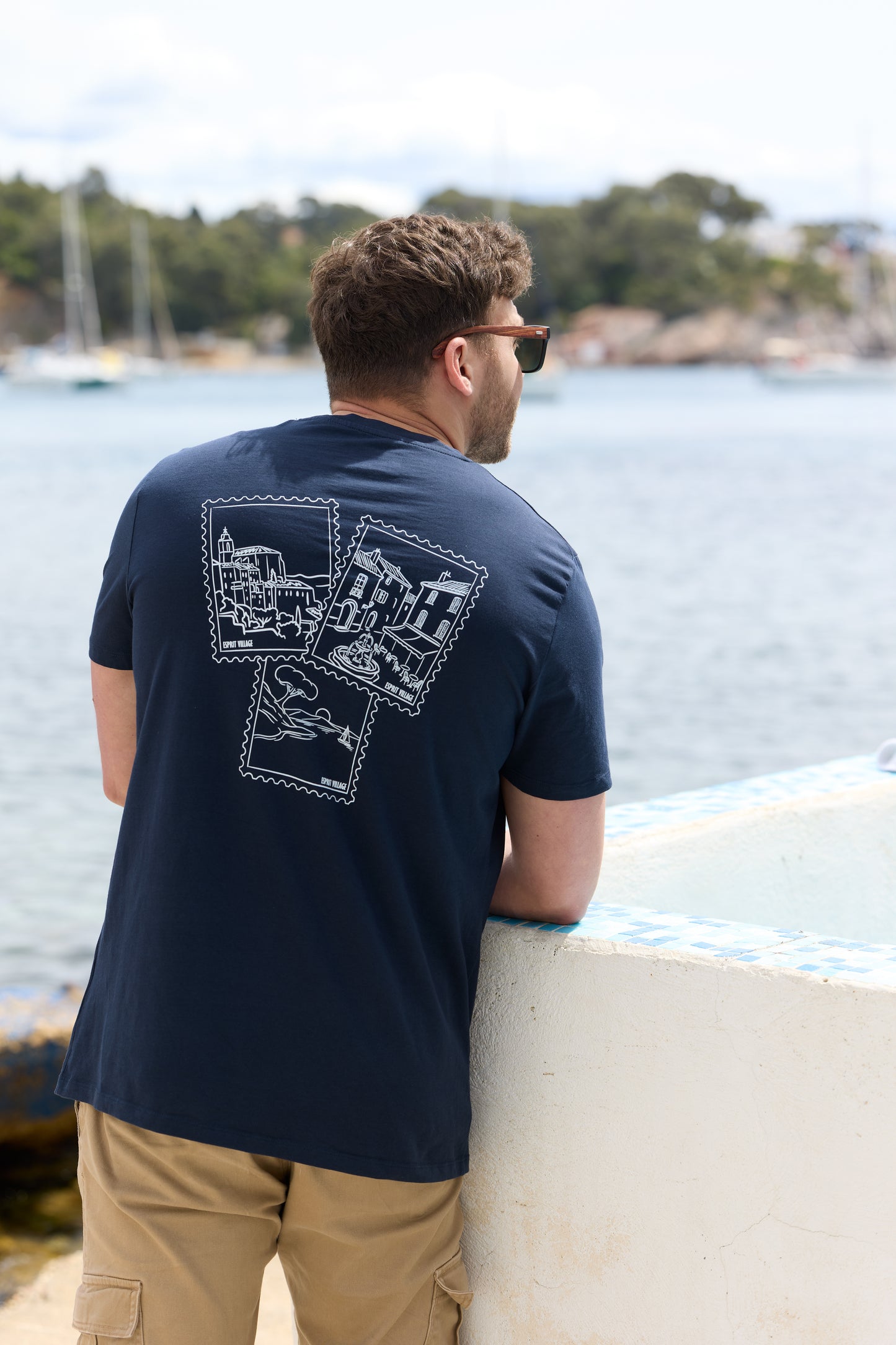 T-shirt "Timbres" Unisexe